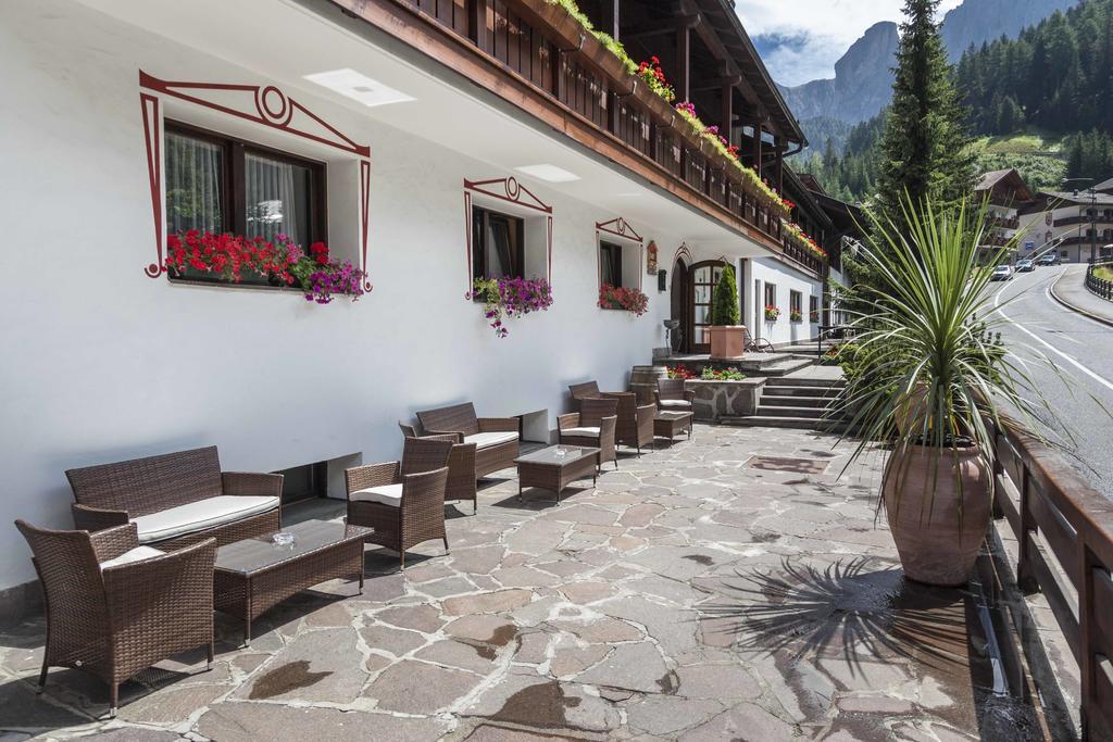 Hotel Casa Alpina - Alpin Haus Selva di Val Gardena Exterior photo