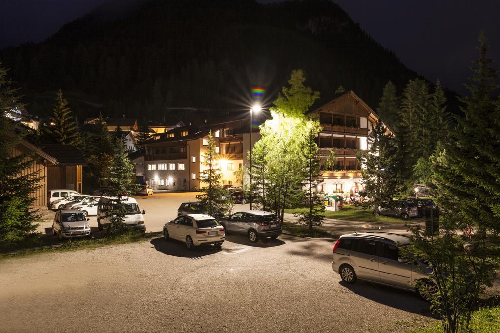 Hotel Casa Alpina - Alpin Haus Selva di Val Gardena Exterior photo